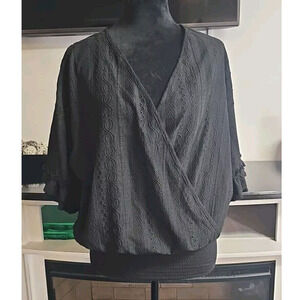 Lime & Chili Shirt Womens Medium Black Cross Over Short Sleeve